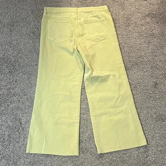 Kut from the Kloth Meg Flare Jeans in Yellow Size 14 - Picture 7 of 7